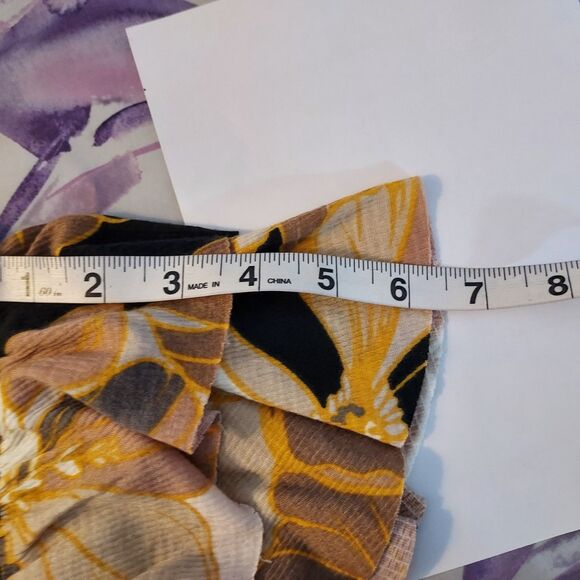 Stella + Ginger Shirt Top Ruffled Short Sleeve Stretch Floral Womens Large NWT - Picture 13 of 15